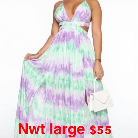 Dresses & Skirts - Maxi dress